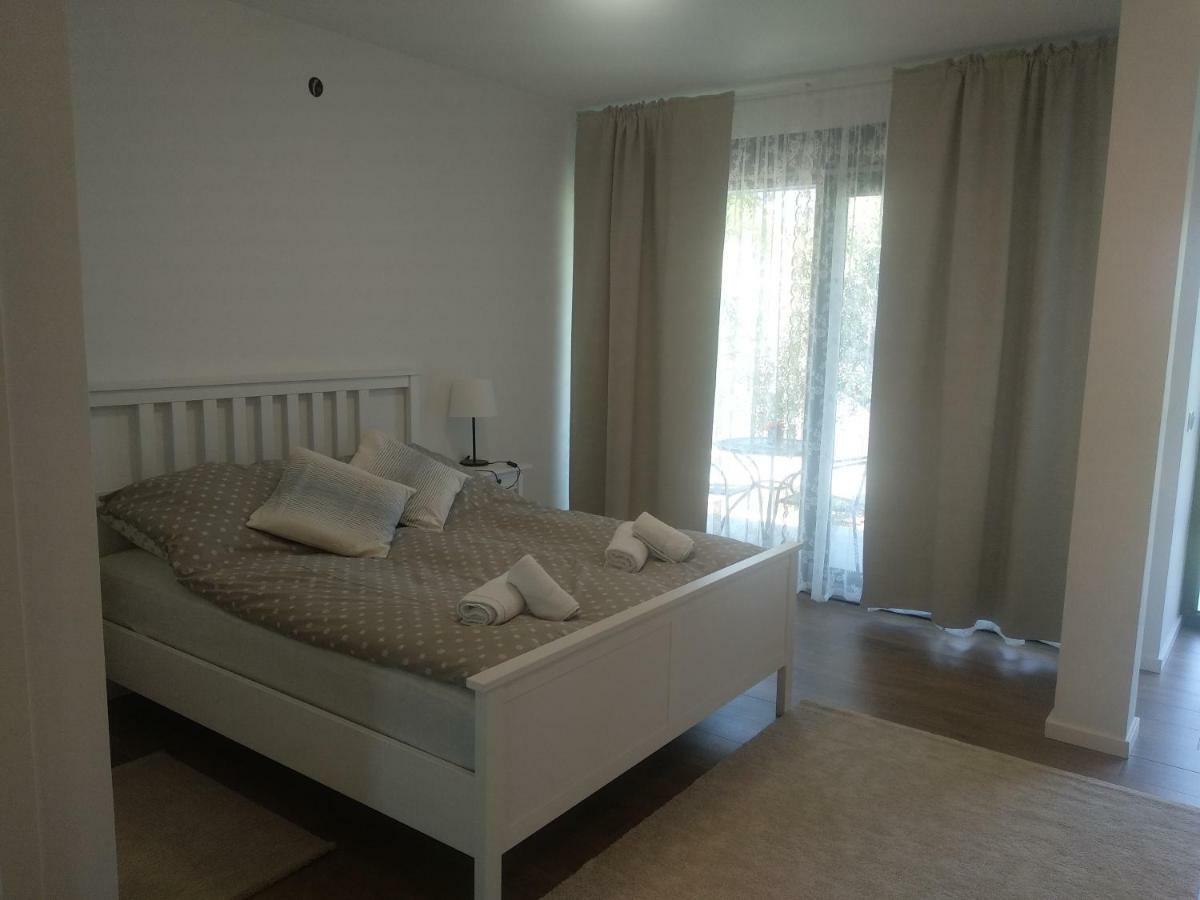 App Neno Hotel Murine Ngoại thất bức ảnh
